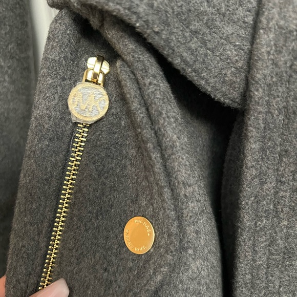 SOLD!! Brand new MICHAEL KORS womens XS Assymetrical Belted Coat - Picture 7 of 10